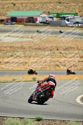media/Apr-13-2025-TrackXperience (Sun) [[fb1ef998a6]]/Level 2 (Intermediate)/Turn 2 (Session 5)/